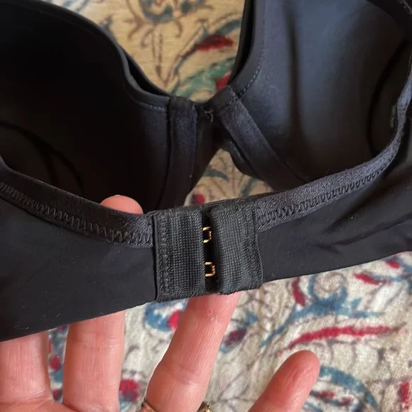 24/7® Classic Contour Plunge Bra - 34 C 1/2 - Picture 8 of 12